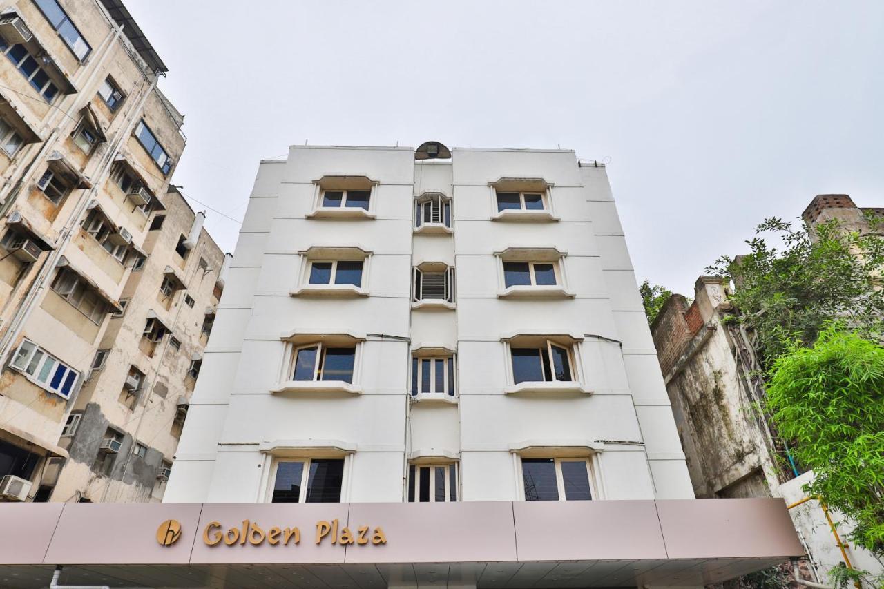 Oyo 2351 Hotel Golden Plaza Ahmedabad Exteriör bild